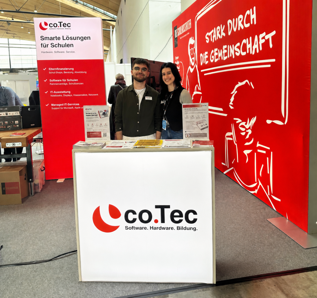co.Tec Team am Messestand auf der LEARNTEC 2026 in Karlsruhe